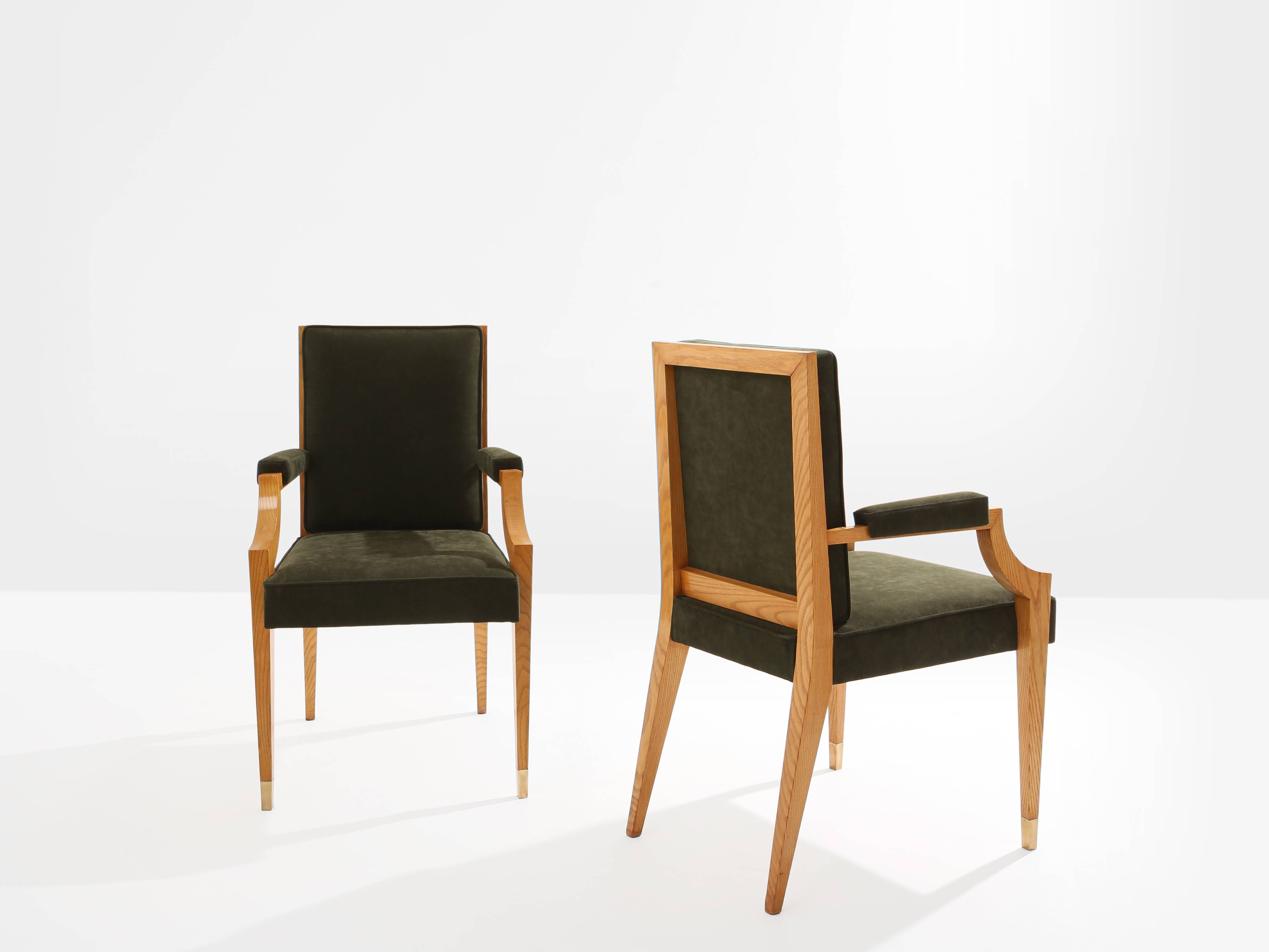 Set de fauteuils en frêne Néoclassiques d’André Arbus 1940