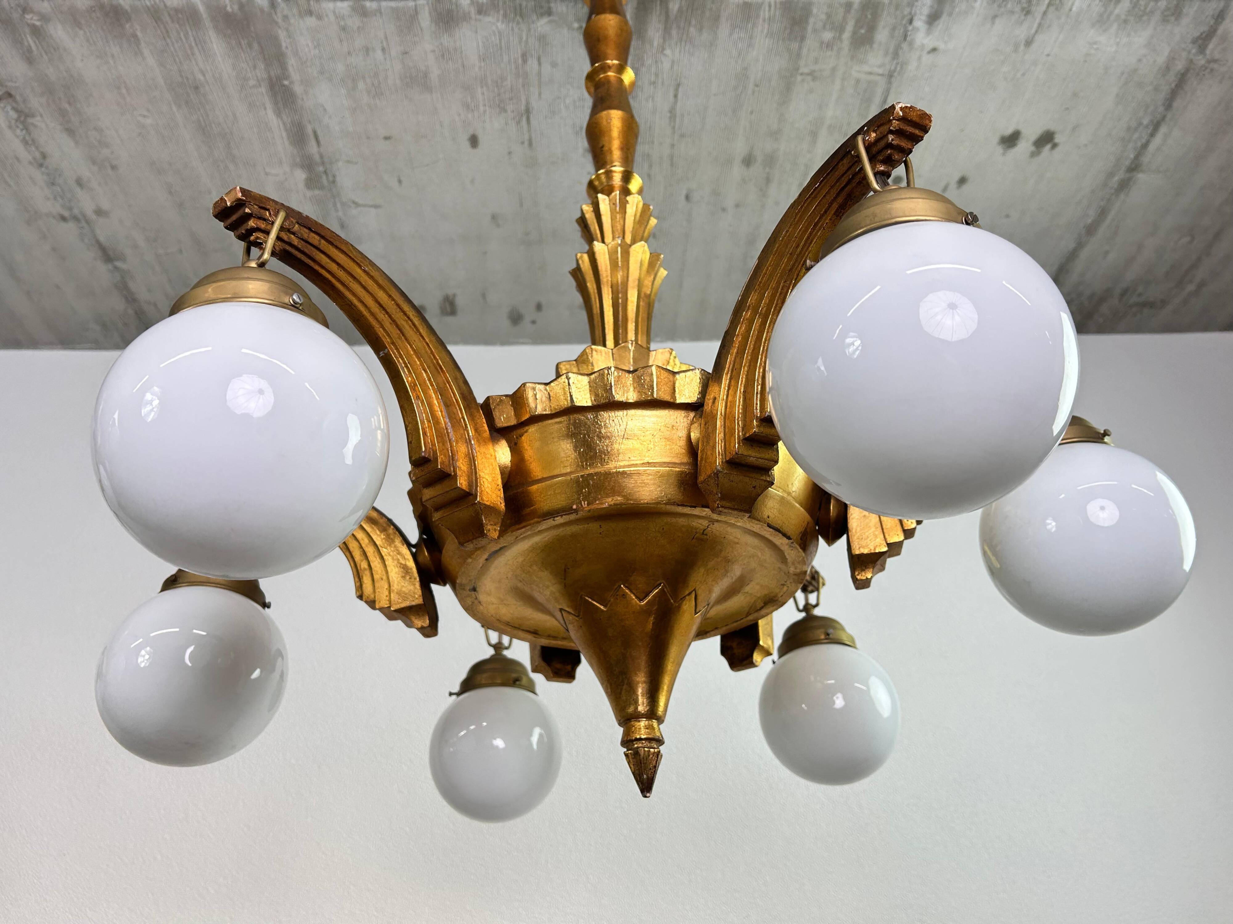 Grands lustres art déco dans le style de Dagobert Peche