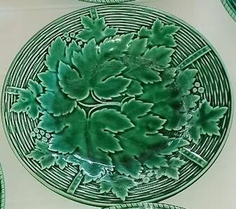 Set of dessert plates Sarreguemines – Art Nouveau earthenware, decoration