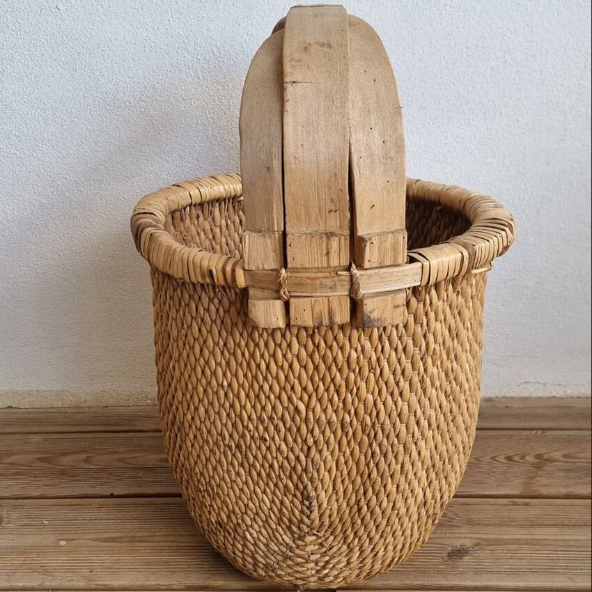 Old Chinese rice basket, Wabi Sabi