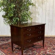 Commode anglaise en acajou et chêne, début XXème
