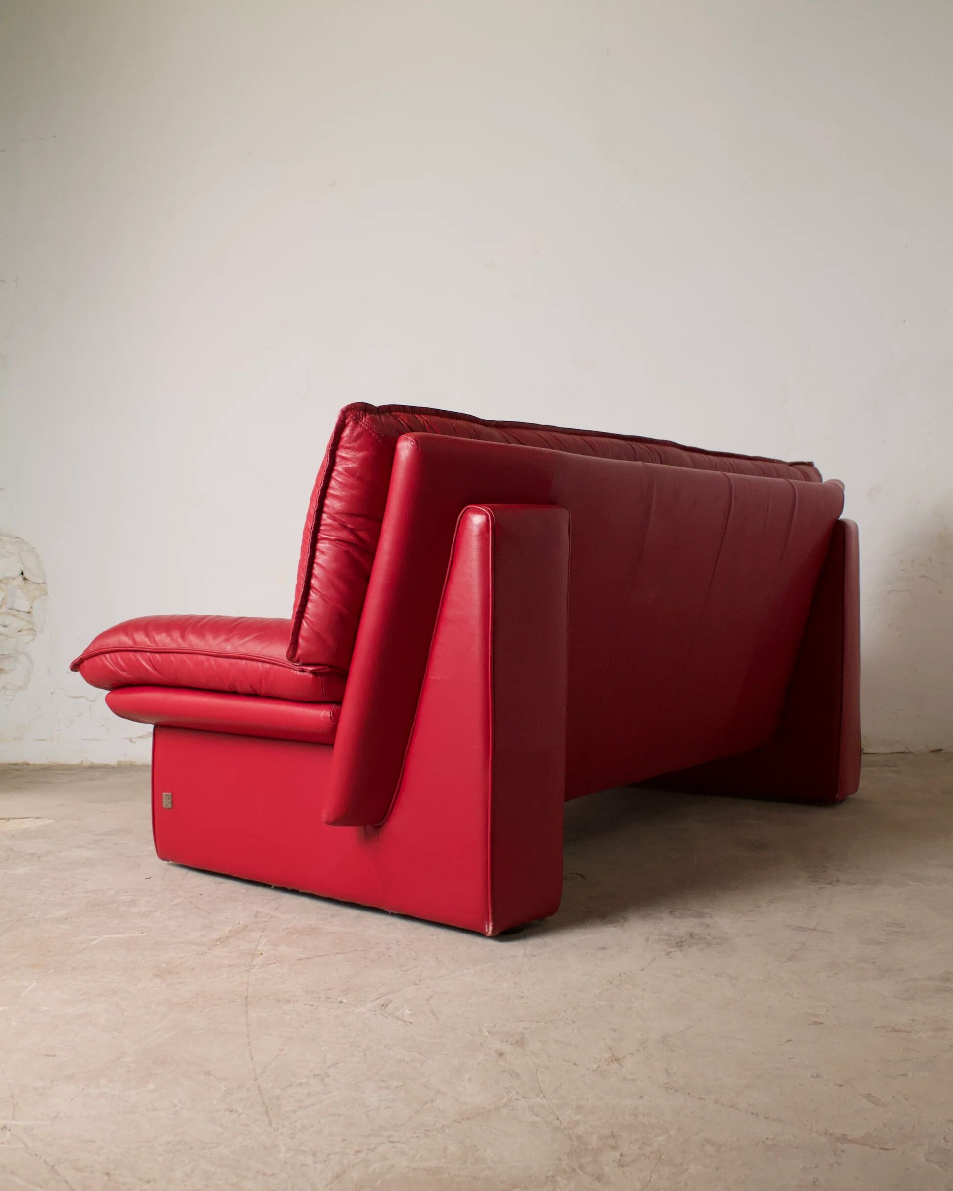 Canapé vintage modèle Ambassador, Nicoletti Salotti, Italie, 1980