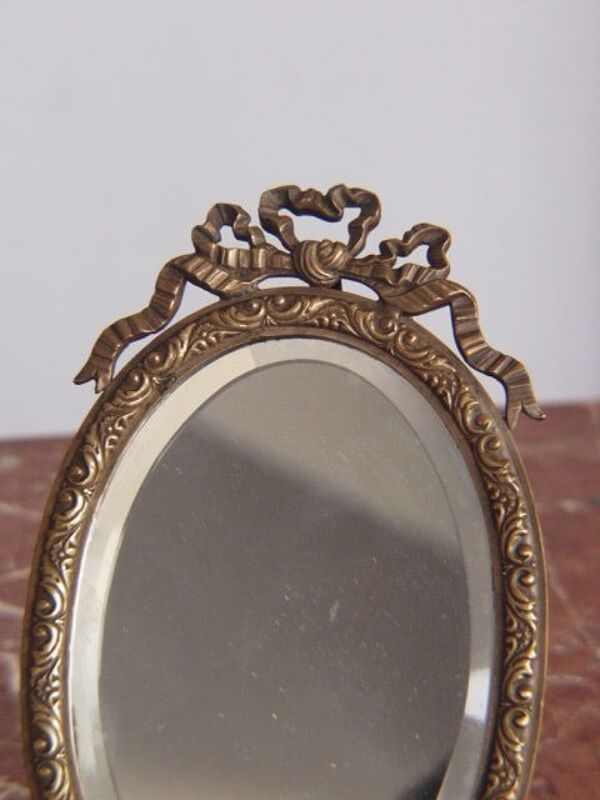 Miroir de table avec cadre en bronze doré de style Louis XVI 12x20cm