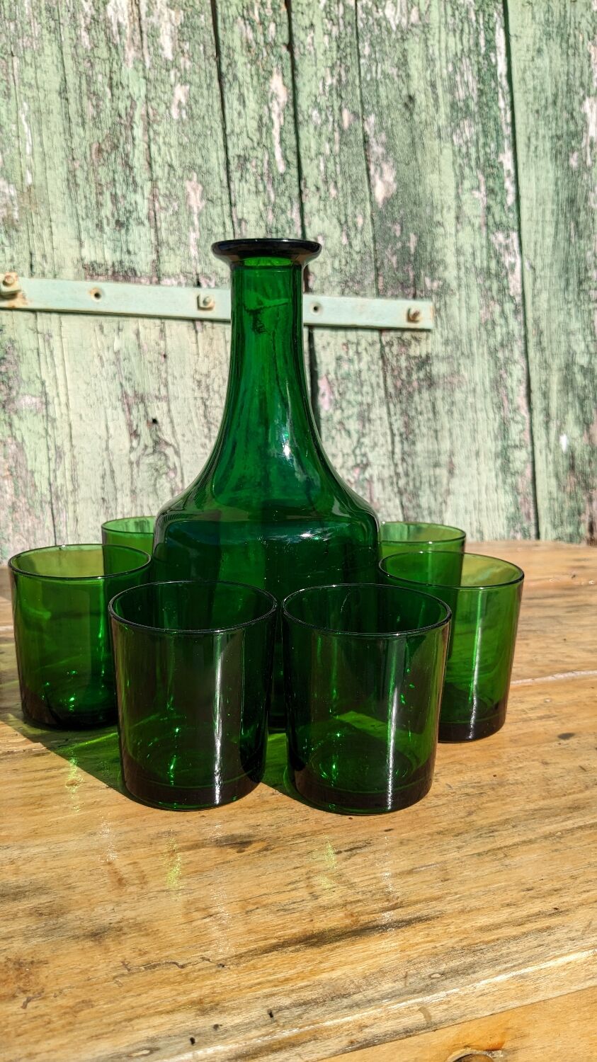 Vintage glass and carafe service