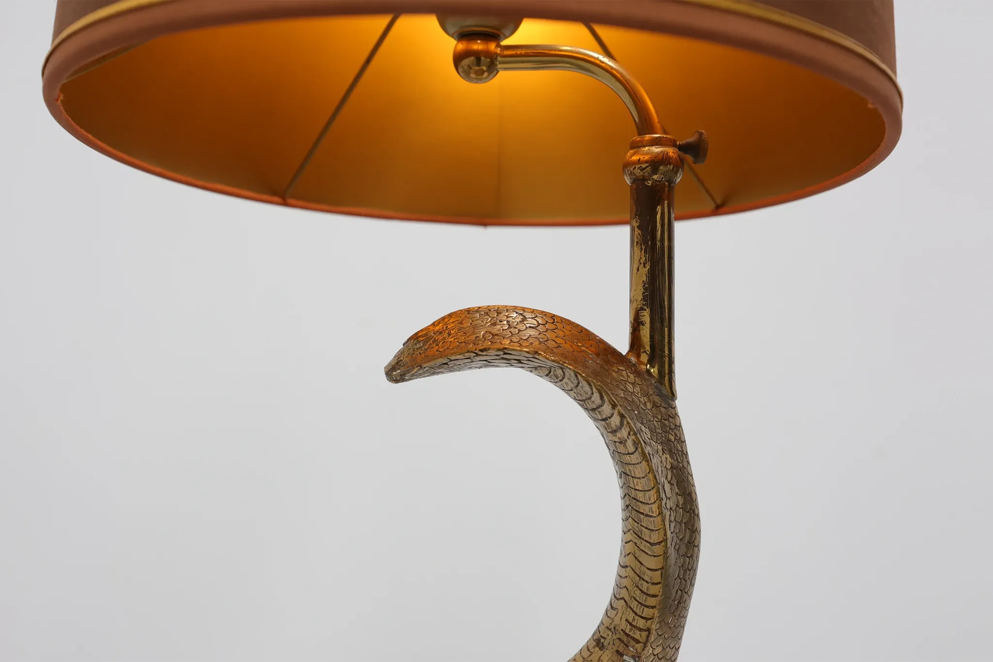 Hollywood Regency Brass Cobra Table Lamp with Brown Shade, France, 1970s
