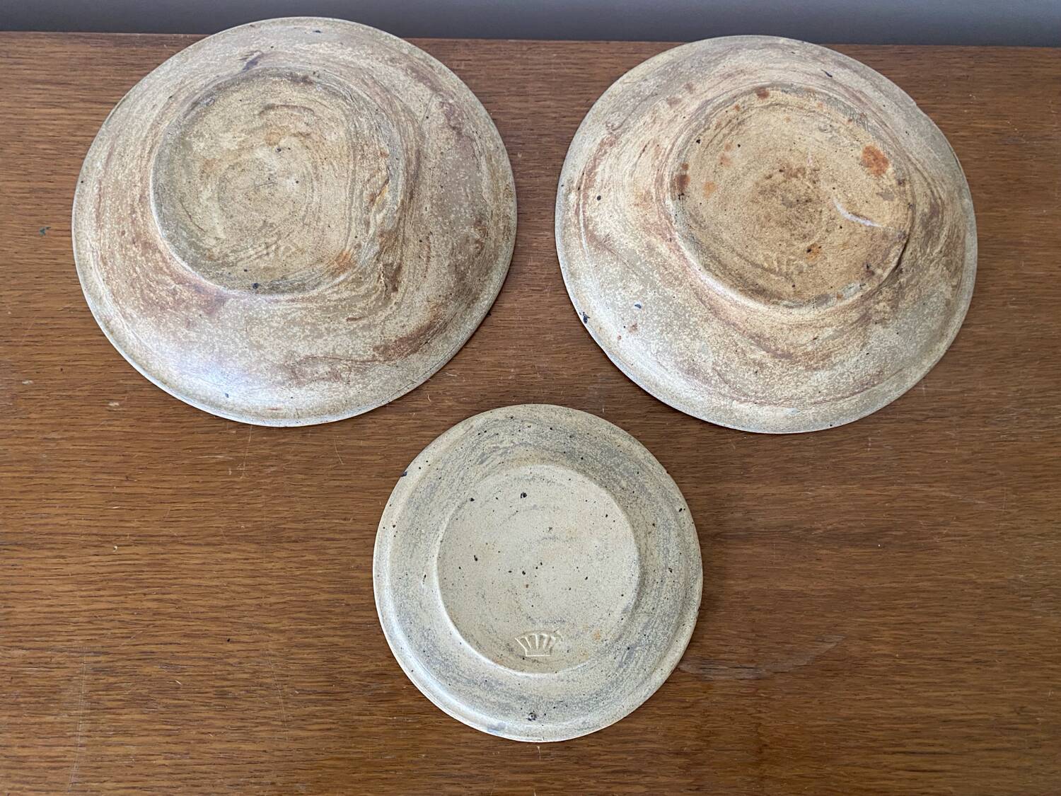 Plat ancien + dessous bouteille PIERRE DIGAN La Borne grès pyrité vintage