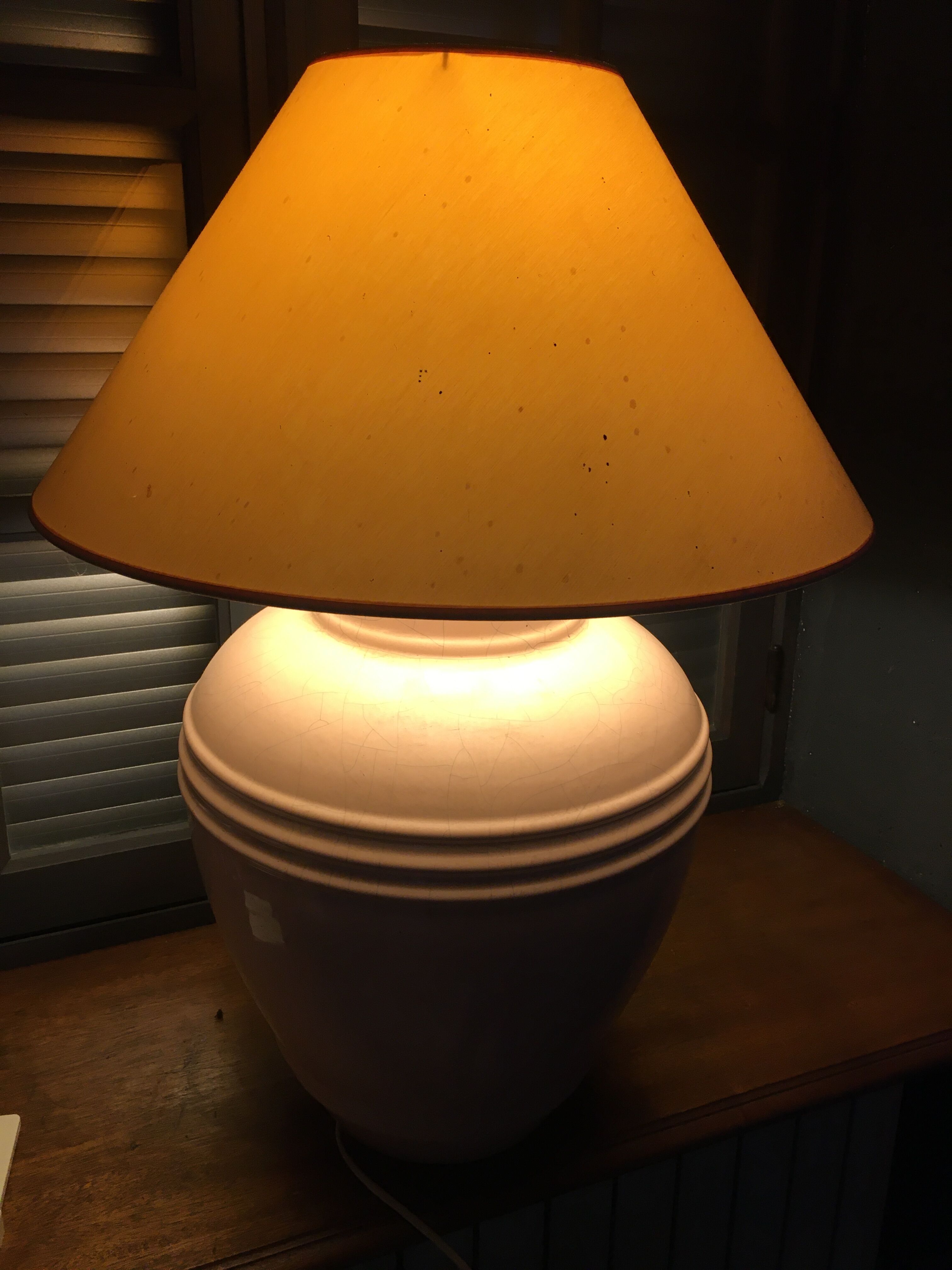 Pink ceramic lamp