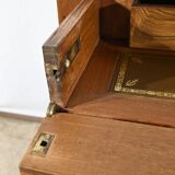 Walnut Writing Commode, Restoration Period – 1st Part 19th