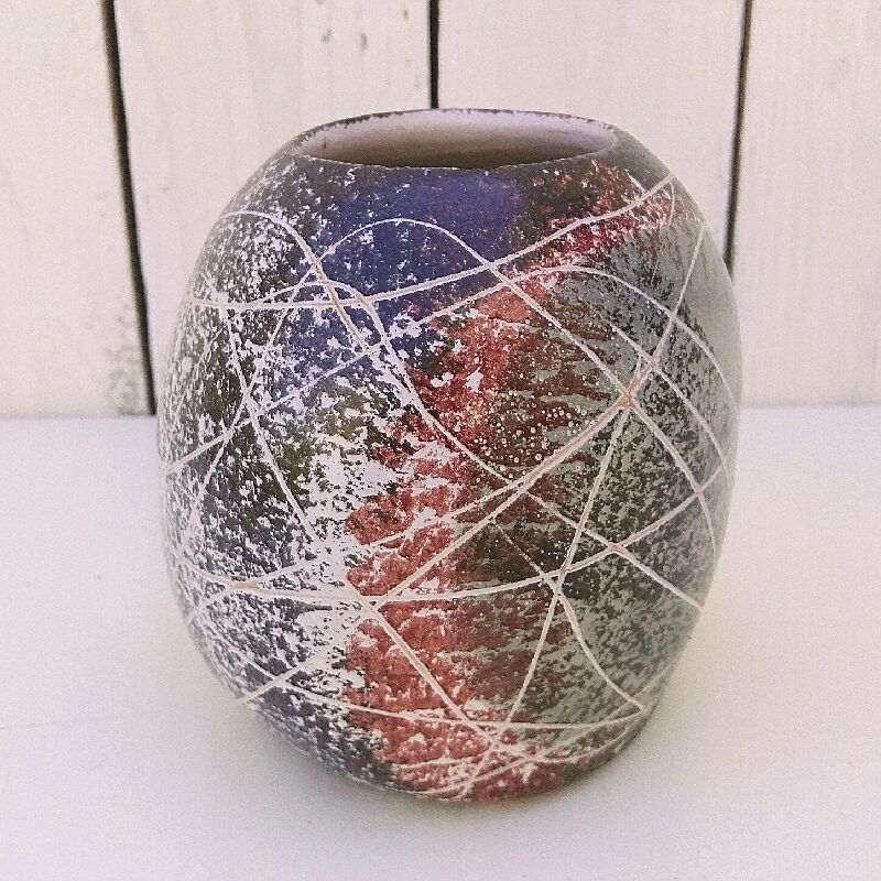 Ceramic pebble vase vintage scarified décor