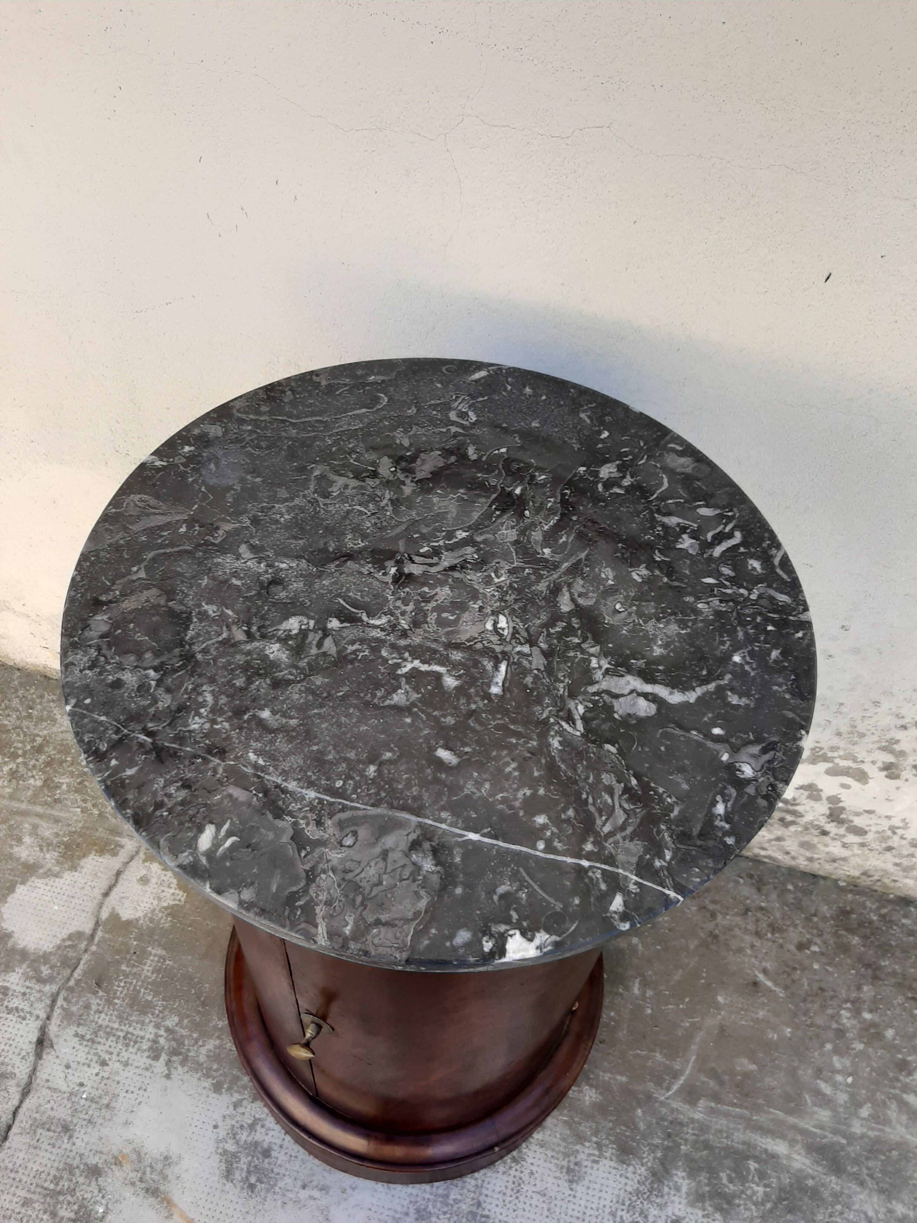 Chevet says Somno Empire 1900