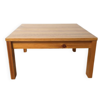 Pine coffee table