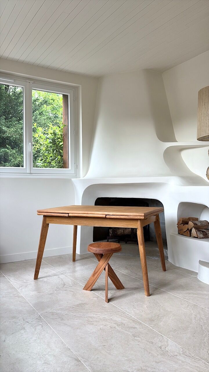 Oak table with extensions