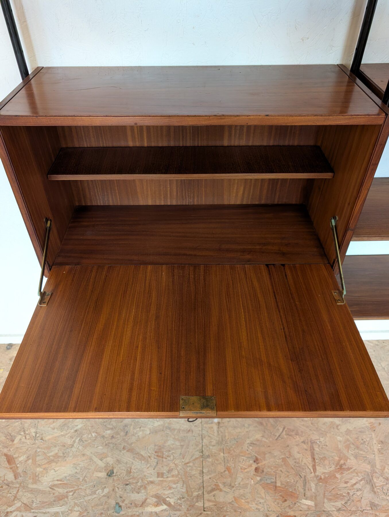 Free-standing teak bookshelf, Italy, 1960s