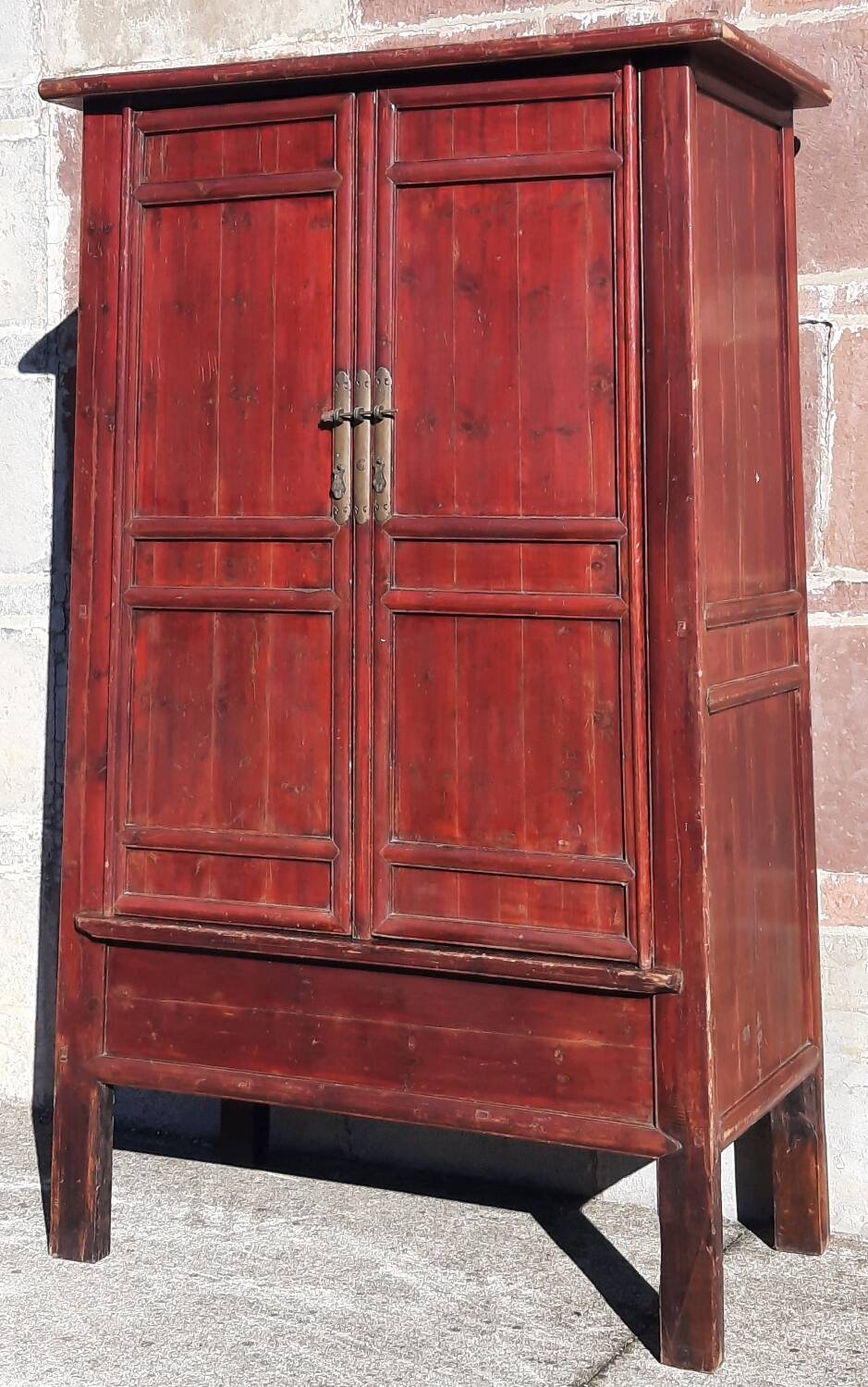 19th-century Chinese wardrobe (Height 2.6m)
