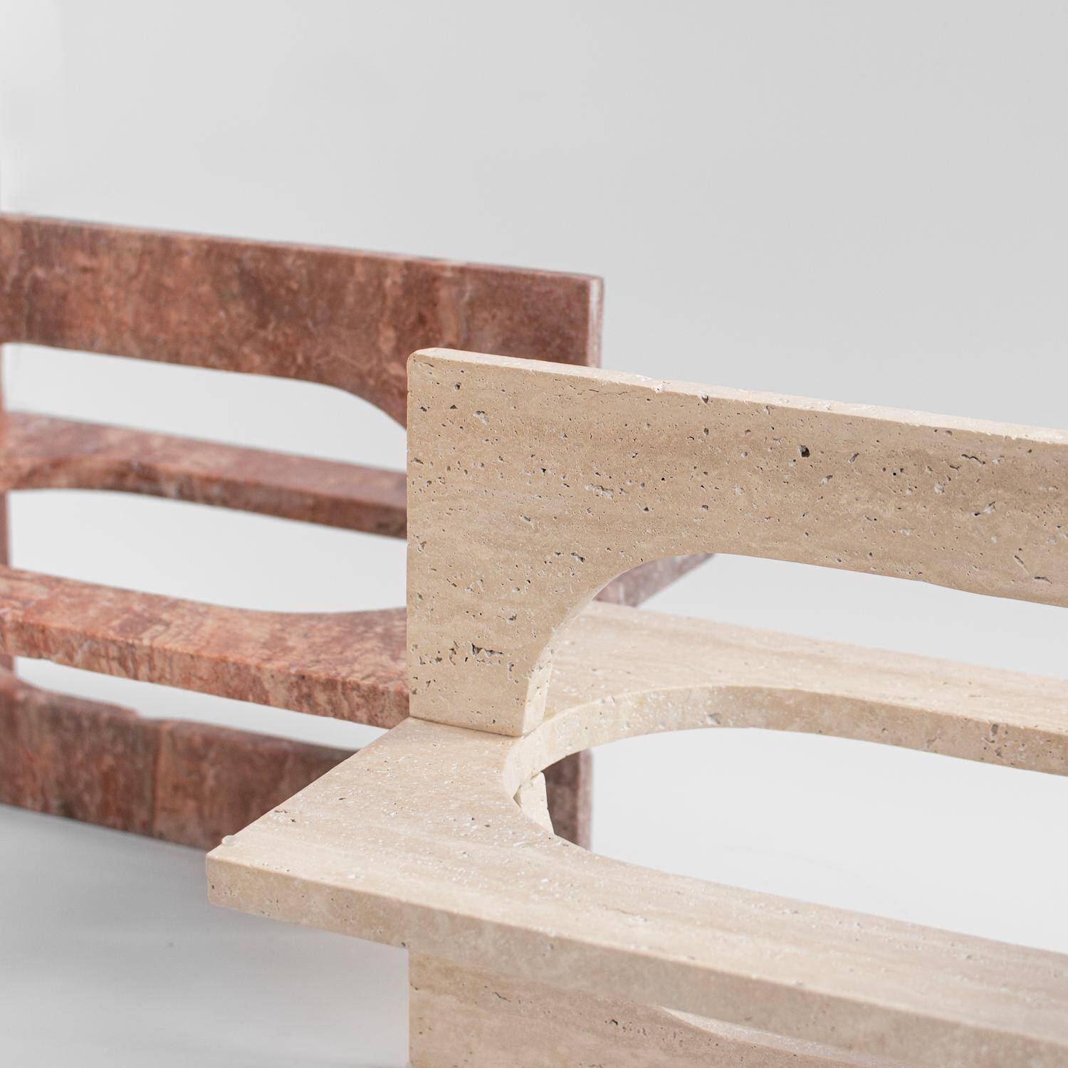 Table d'appoint Bond en travertin rouge