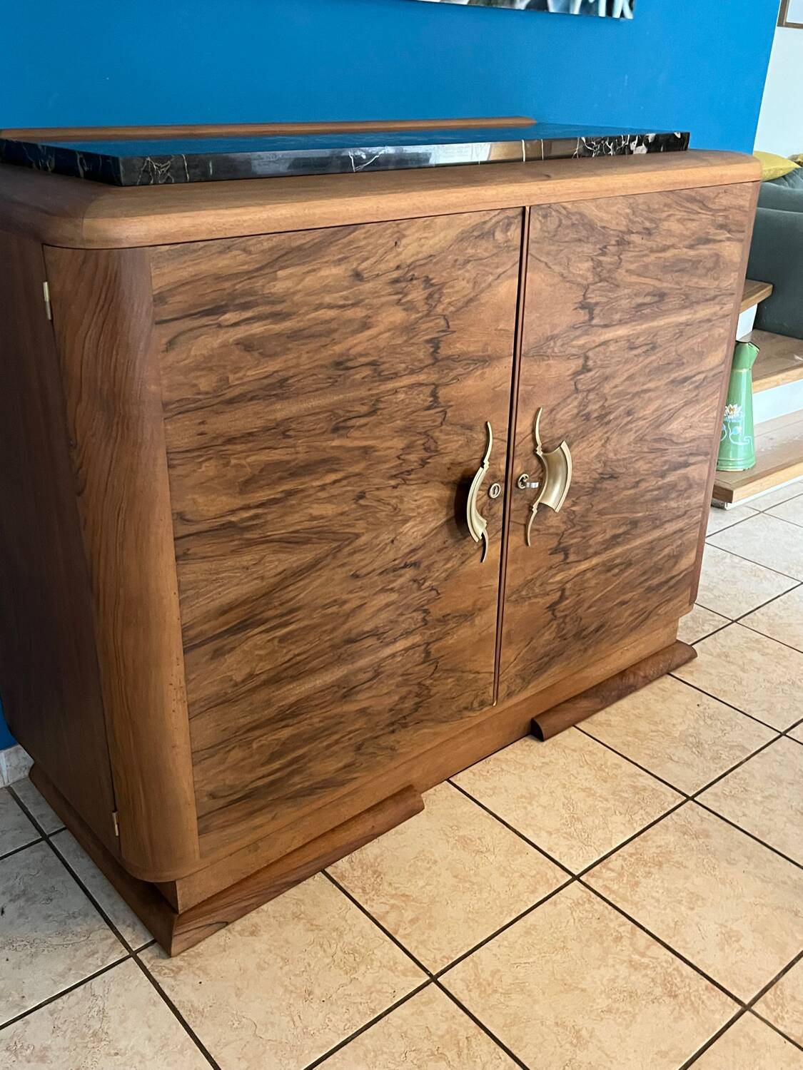 Art Deco 2-door sideboard