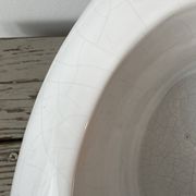 Ceramic hat-shaped cache-pot