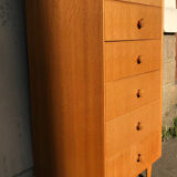 Meredew edition dresser of the 1960s
