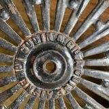 Godin cast iron trivet