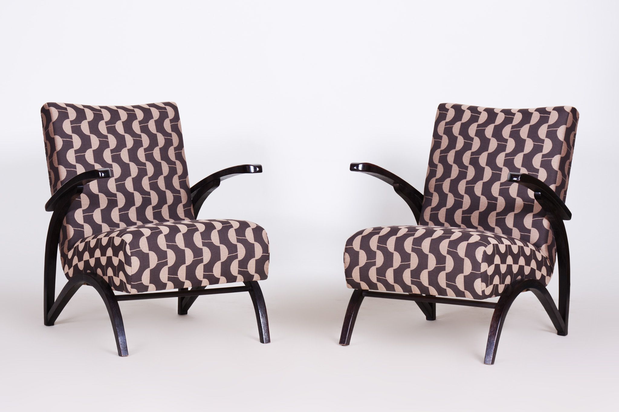 Art Deco armchairs designed by Halabala and made by Up Závody 1930