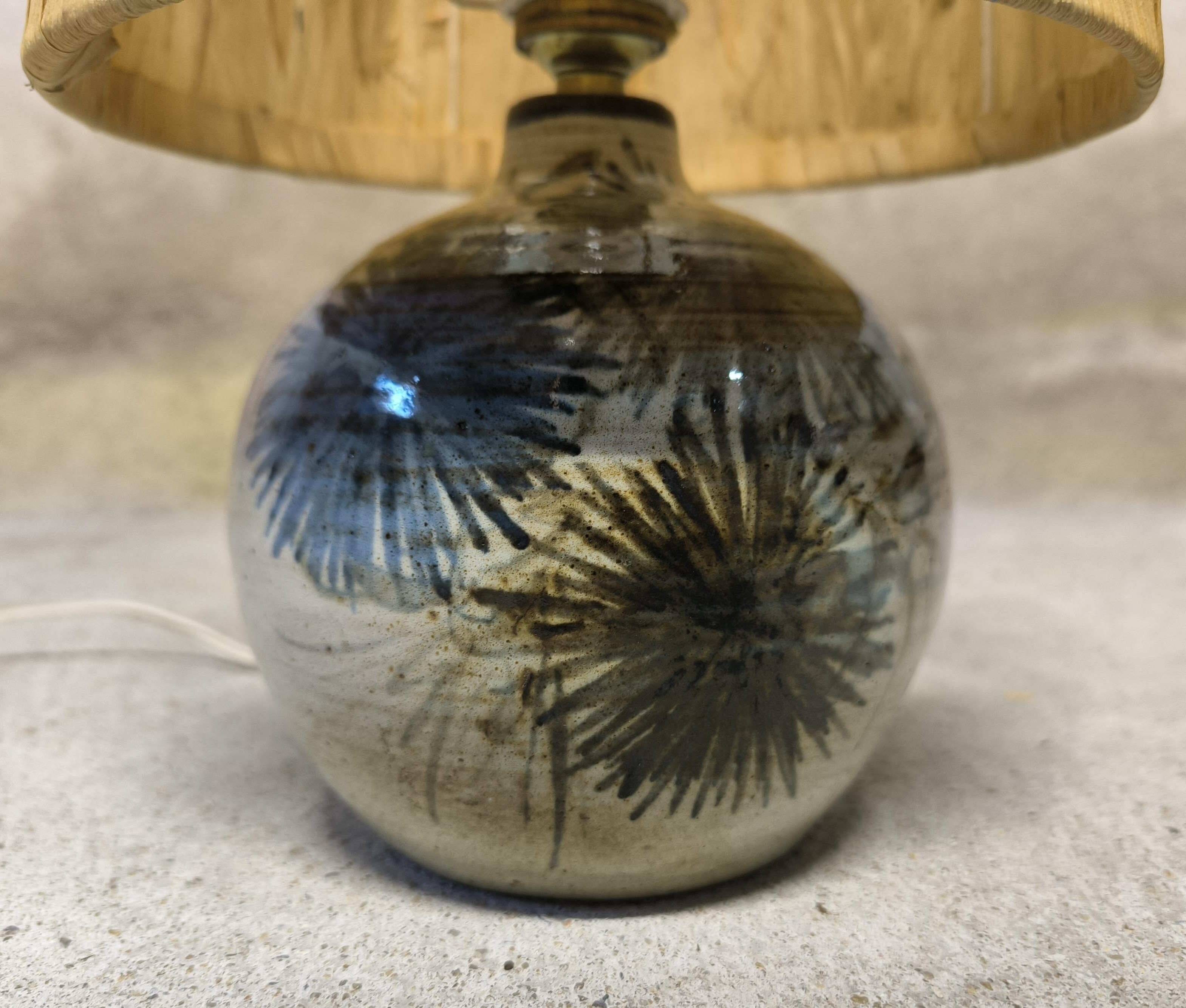 Lampe en céramique vintage Pierre Pissareff, abat-jour feuille de maïs.