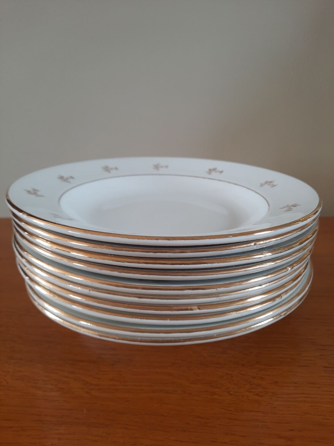 10 flat plates L'amandinoise