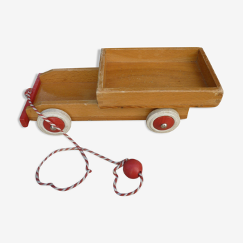 Toy to shoot, wooden truck