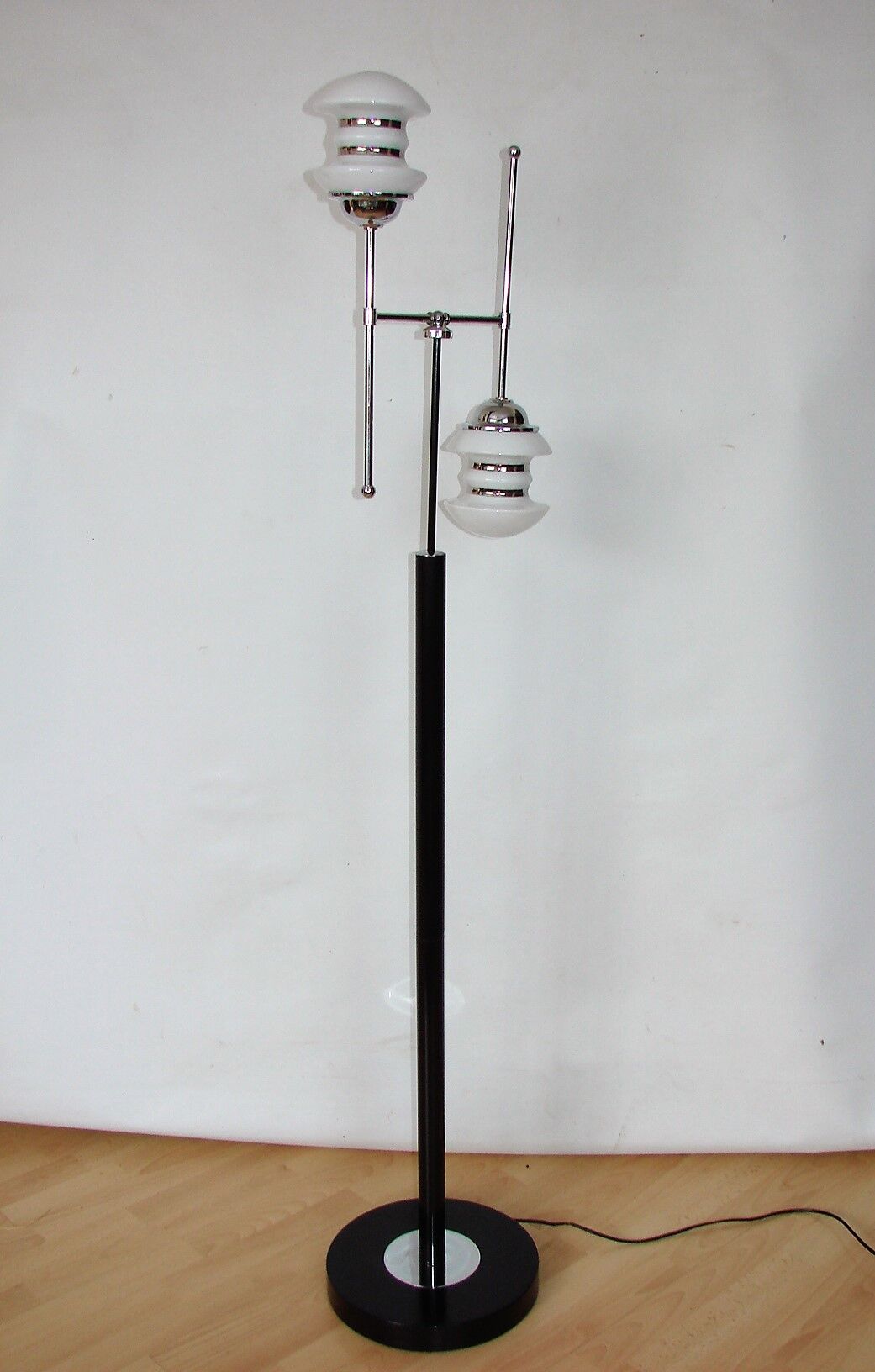 Modern floor lamp, 1970s