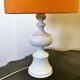 Lampe de table danoise en céramique du milieu du siècle avec abat-jour orange, années 1970. Danemark