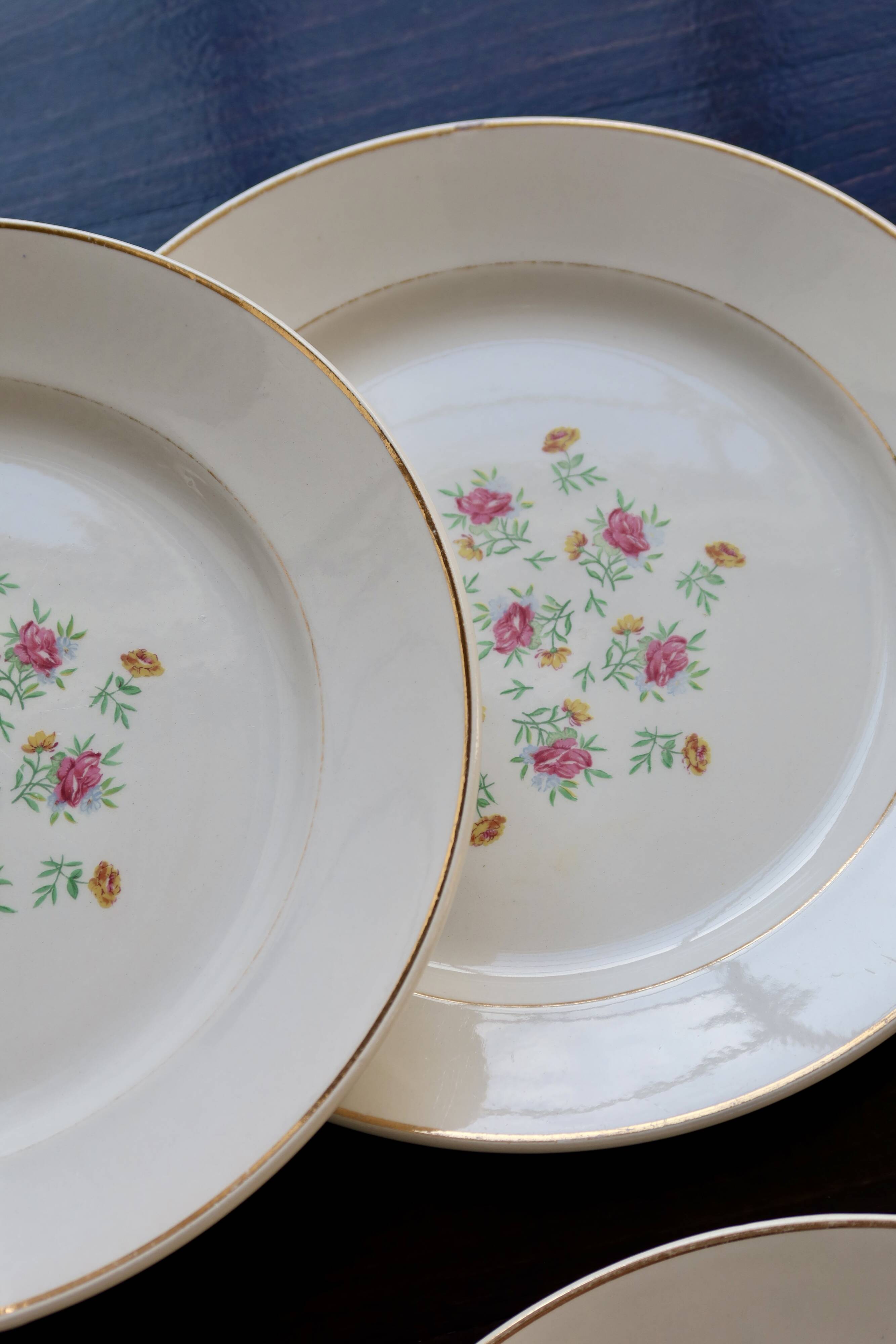 6 vintage flat plates in Lunéville earthenware – Christine model