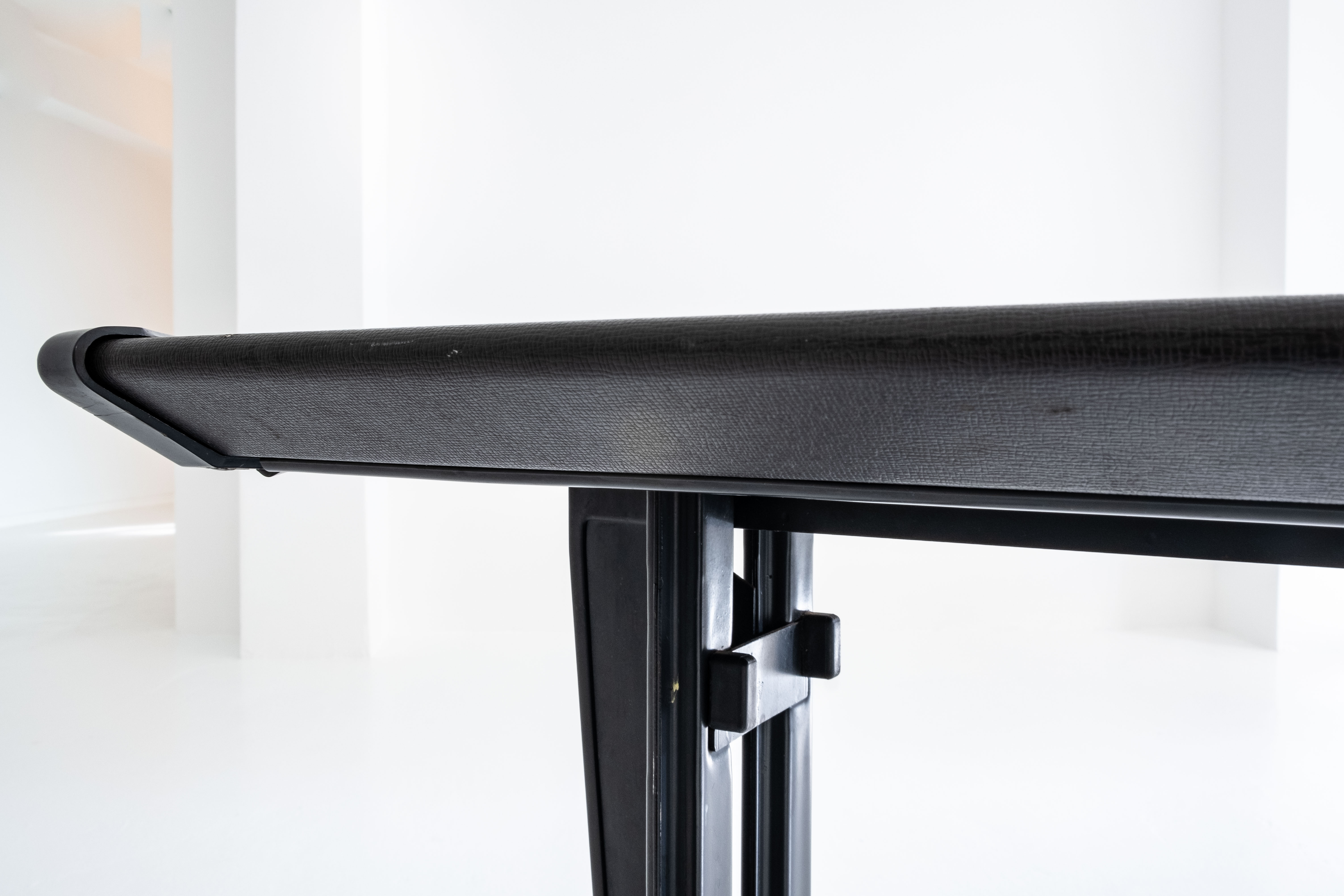 ARCO Side Desk (Arredamenti Metallici Serie "ARCO") by B.B.P.R. Studio for Olivetti, 1963