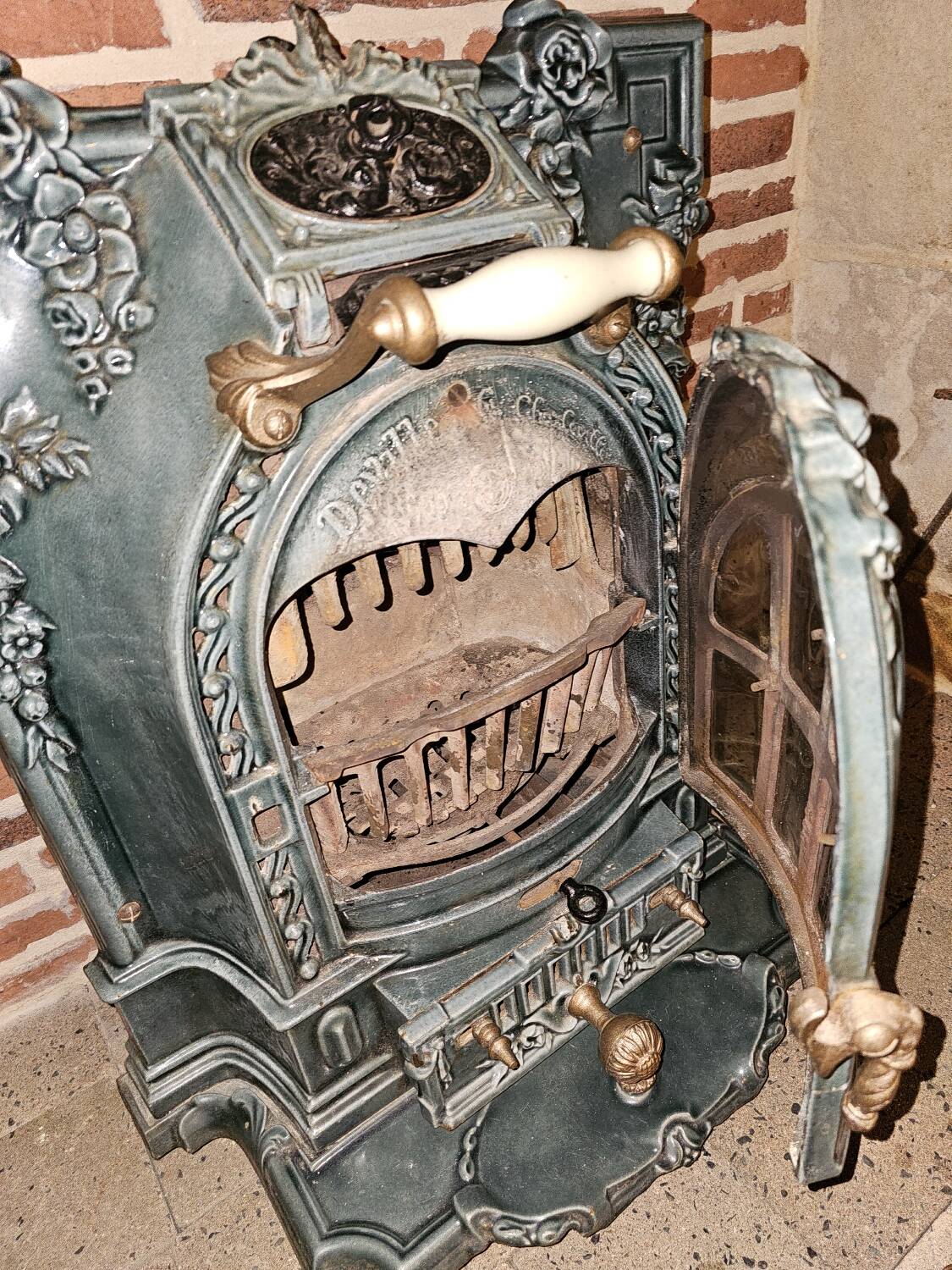 Salamander frying pan