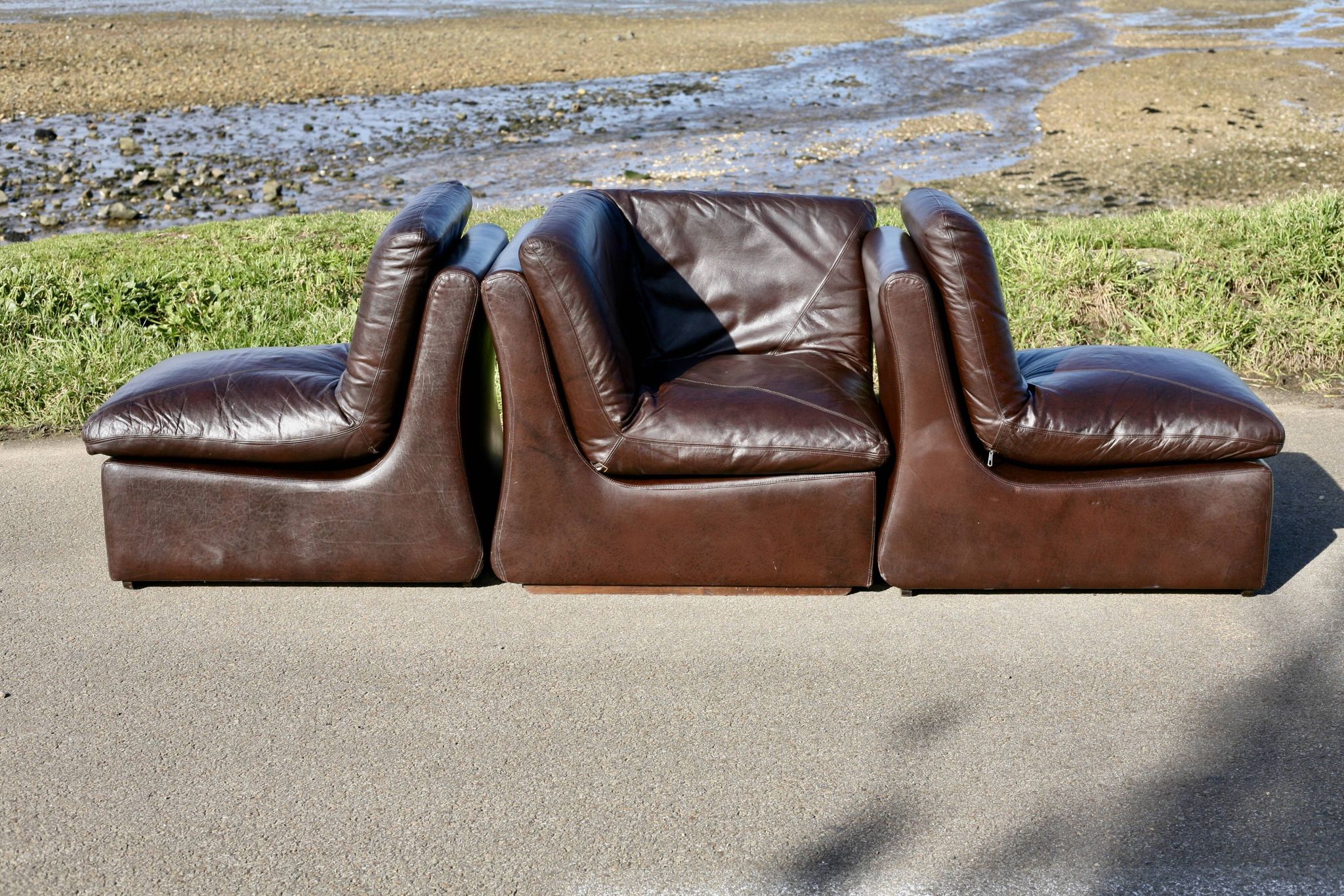 Modular sofa made up of 3 leather armchairs. Circa 1970