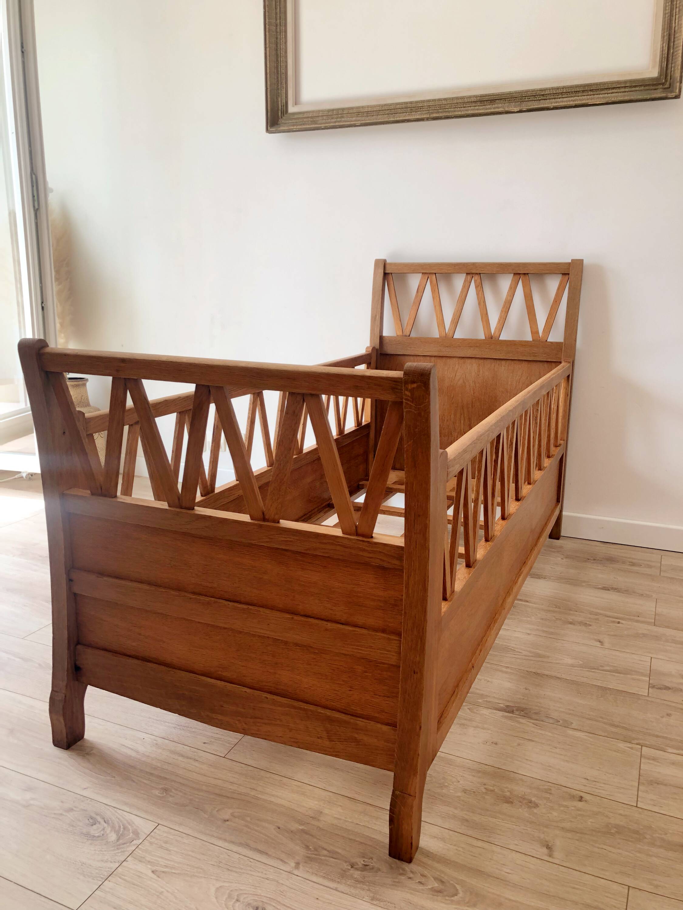 Vintage solid beech baby bed