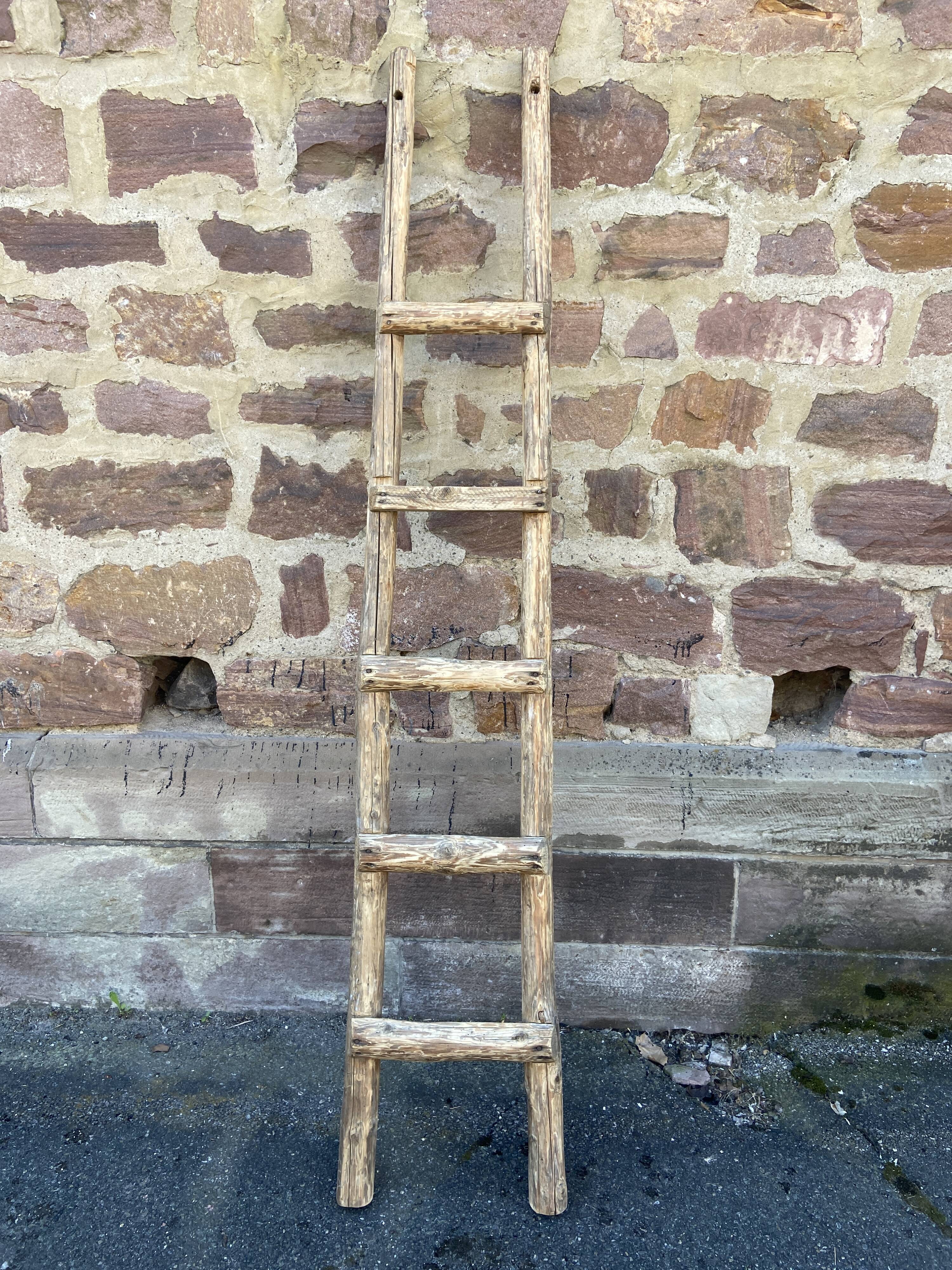 Échelle porte serviettes vintage 1900s