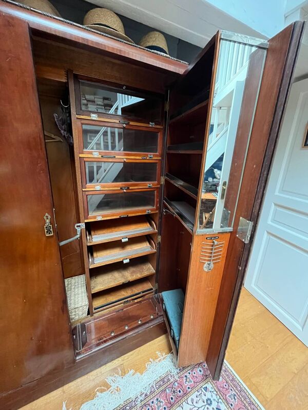 Armoire paquebot