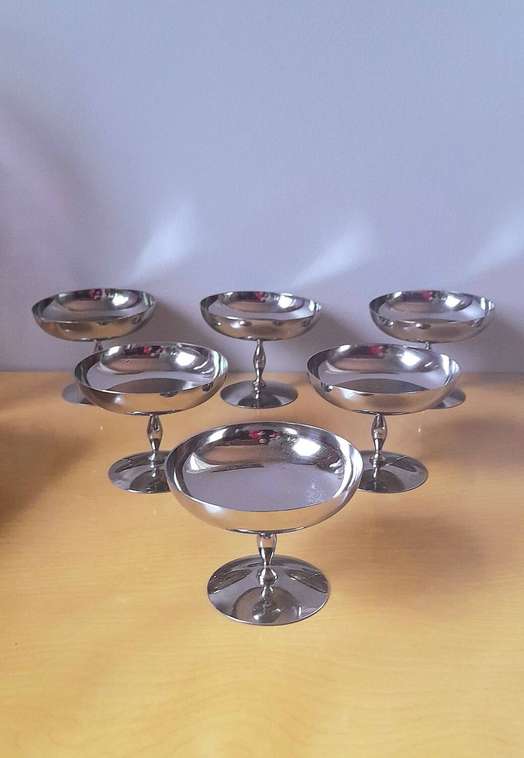 Stainless steel ice cream/dessert cups