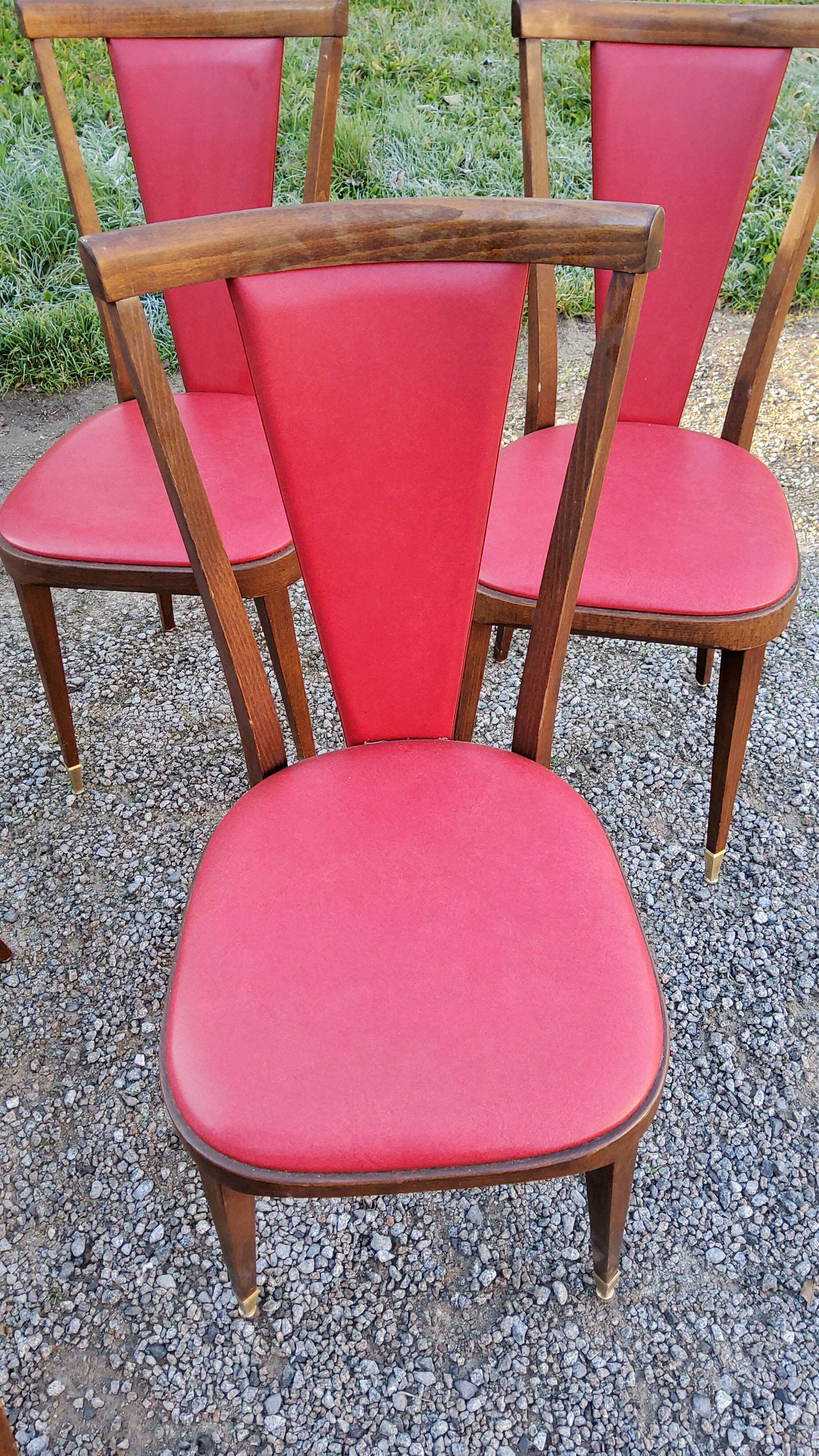 Set of 6 chairs from the 60s in red moleskine
