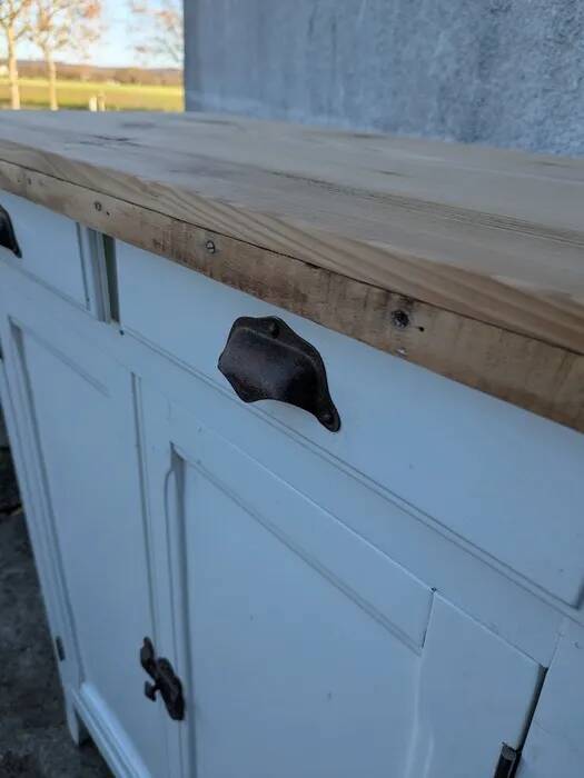 White Parisian buffet