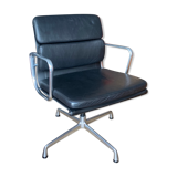 Fauteuil Softpad EA 208 de Charles et Ray Eames édition Vitra