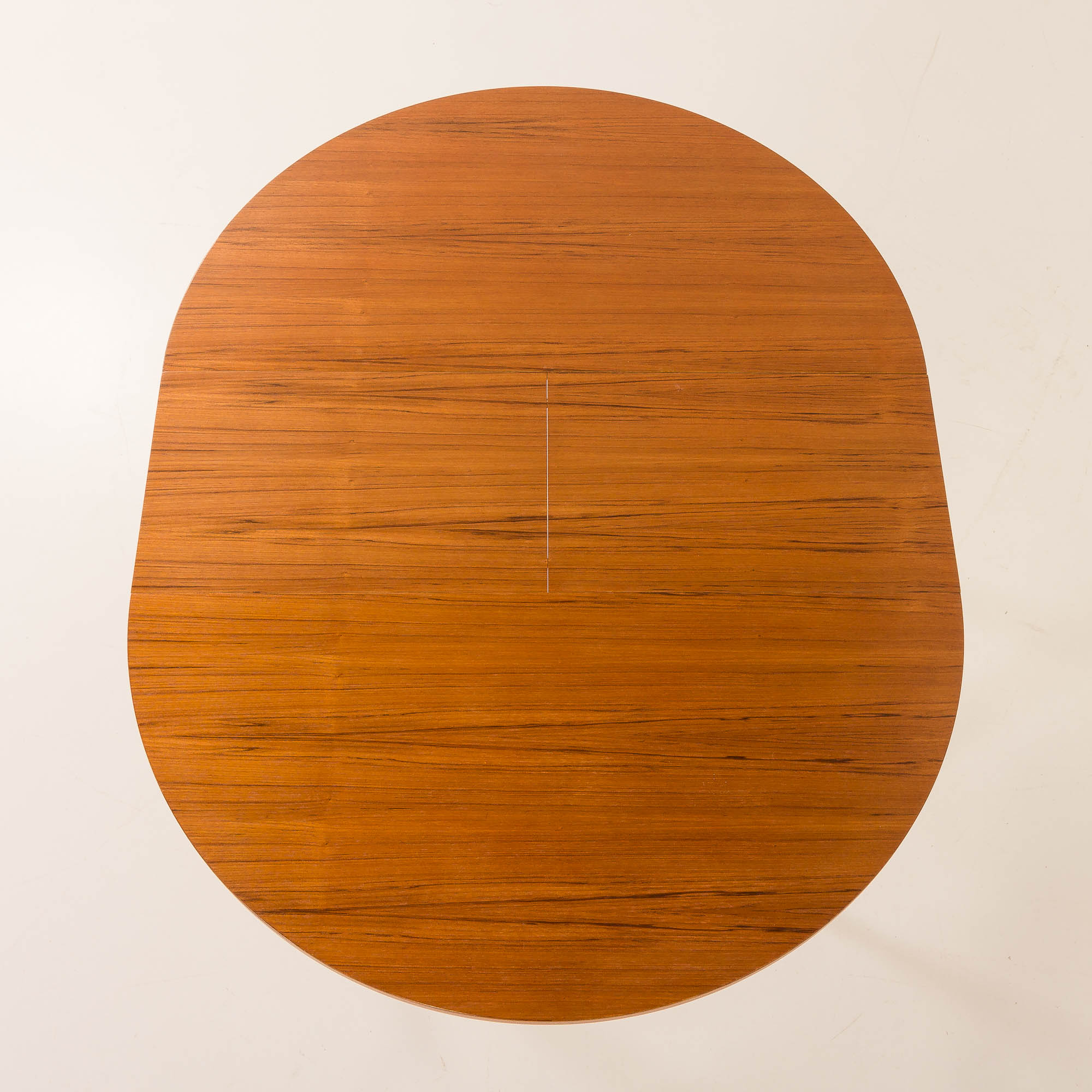 Teak round table with hidden extension, 1970s