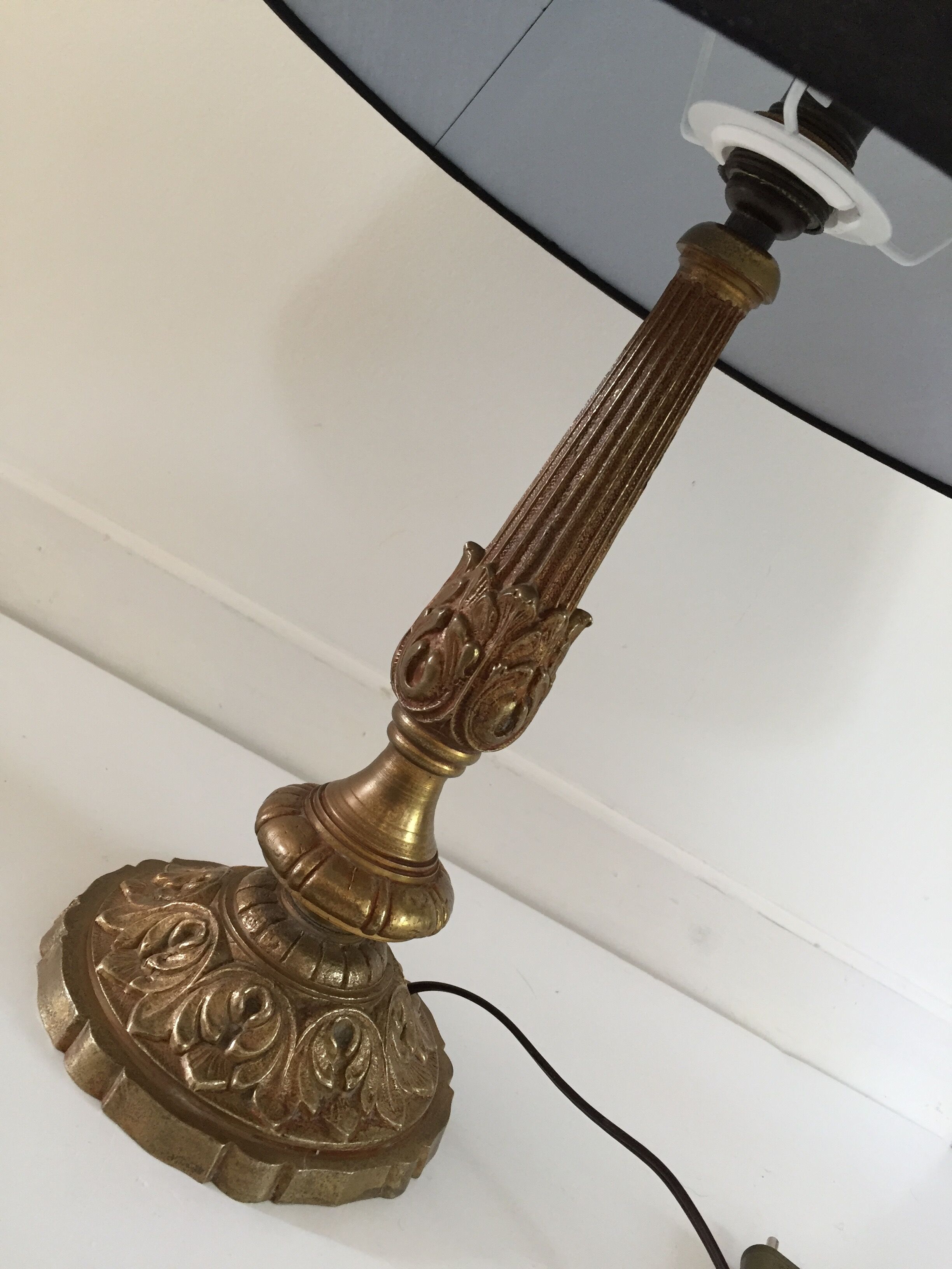 Lamp in brass