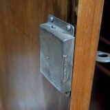 Armoire époque Art Déco en noyer vers 1920-1940