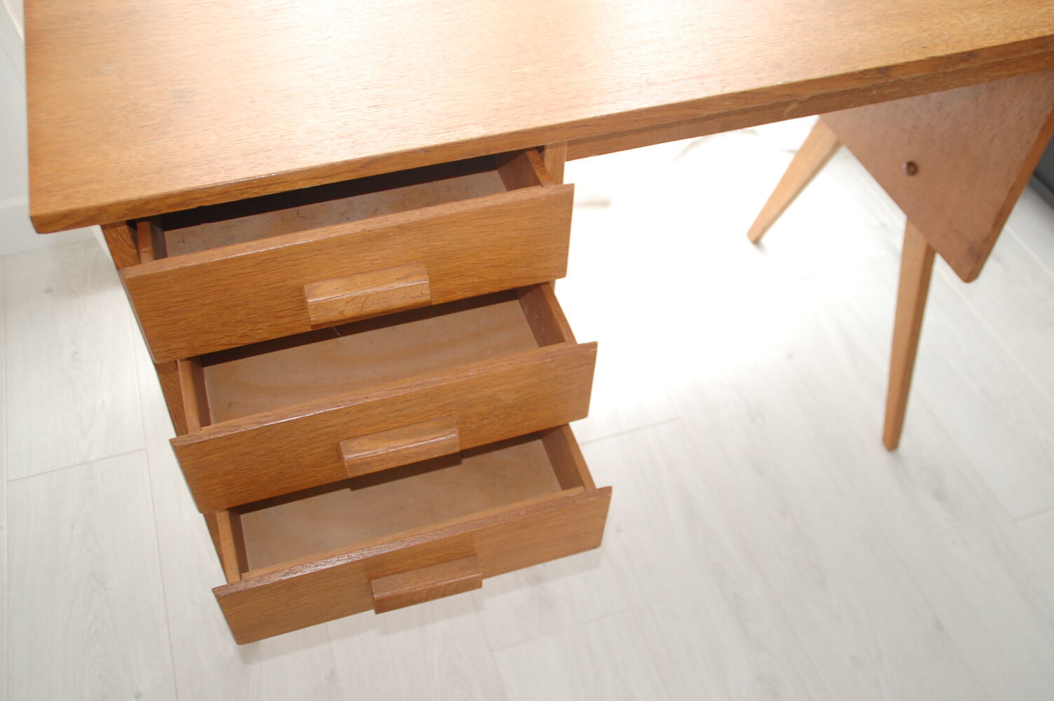 Bureau pieds compas des années 50/60