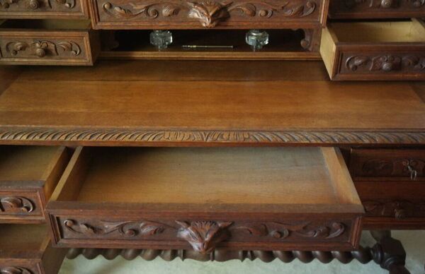 Bureau à caisse et gradin en chêne néo-Renaissance