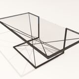 Table basse rectangulaire en acier et en verre