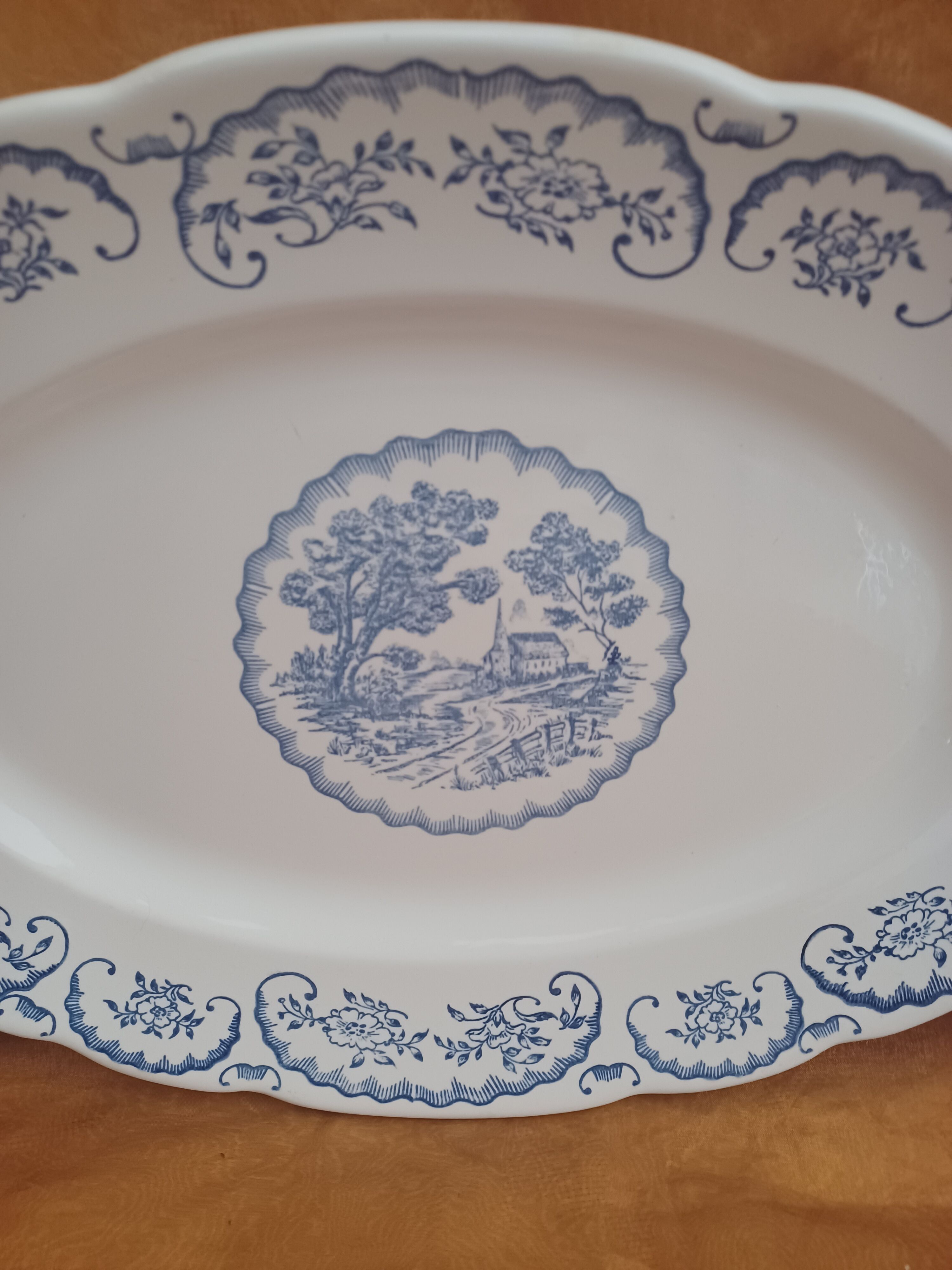 Digoin Sarreguemines oval dish.