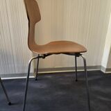 Pair of Arne Jacobsen 3103 chairs