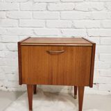 Smeb bedside table