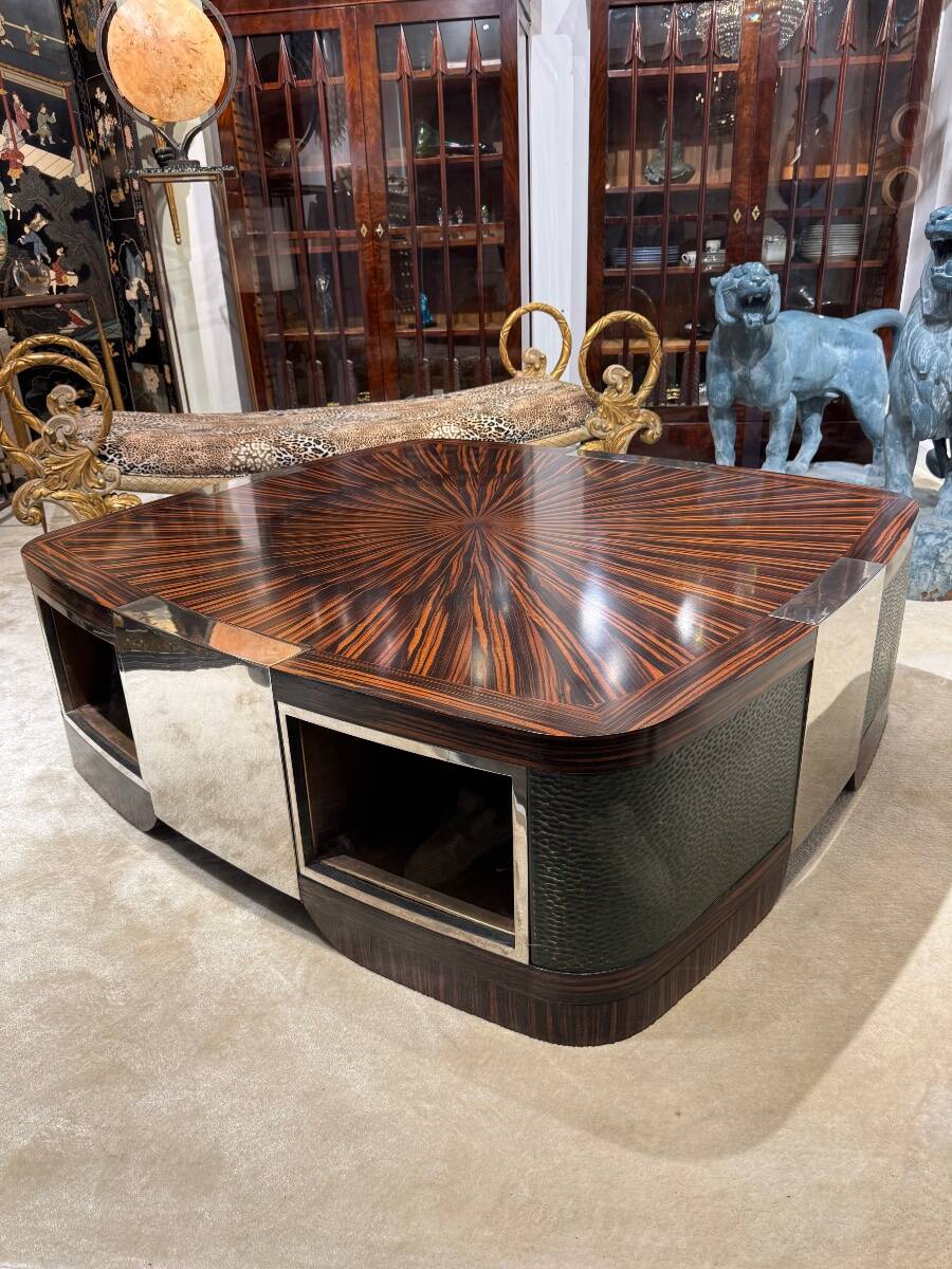 Table basse de style Art déco en ébène de Macassar, vers 1970